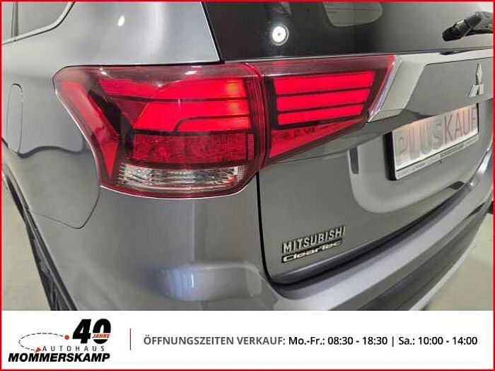 Mitsubishi Outlander Edition 100 2WD 2.0 MIVEC+Kamera+SitzHZG+Lederlenkrad+Klimaautom
