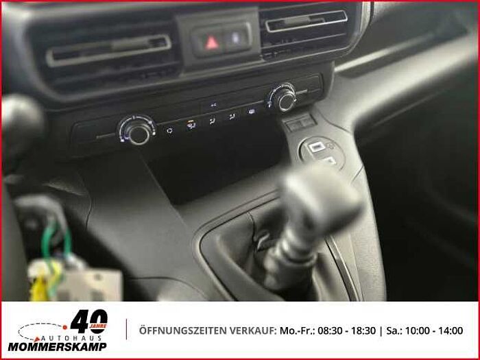 Opel Combo Cargo Basis XL 1.5 D+PDC+Sitzhzg+Lenkradhzg+Klima+CarPlay+DAB+Tempomat+Lic