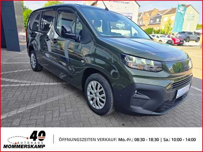 Fiat Doblo Turismo 1.5 130cv Auto Maxi 7-Sitzer+Automatik+Navi+Sitzhzg+Lenkradhzg+Kli