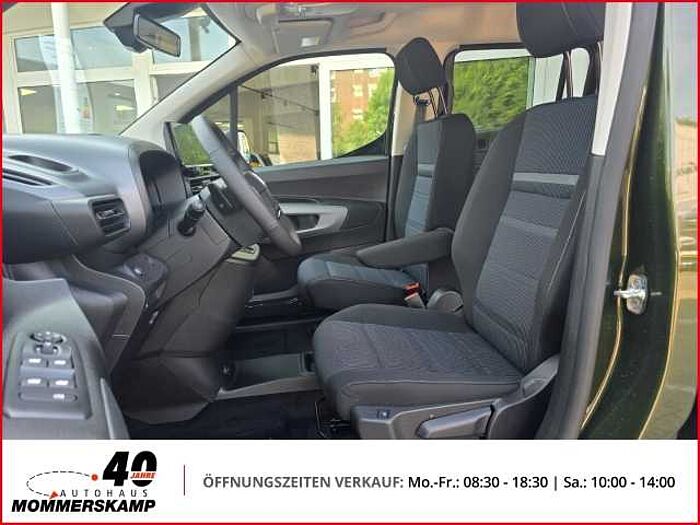 Fiat Doblo Turismo 1.5 130cv Auto Maxi 7-Sitzer+Automatik+Navi+Sitzhzg+Lenkradhzg+Kli