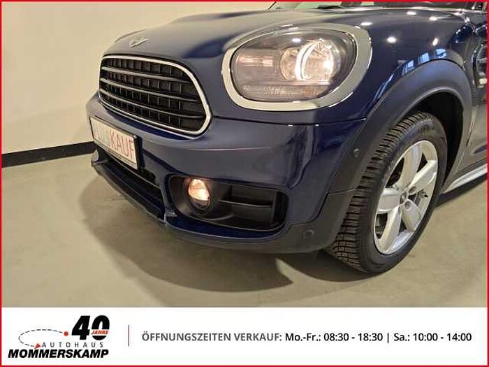 MINI One Countryman Park-Assistent+8fach bereift+SitzHZG+Parksensoren v&h+Lederlenkra