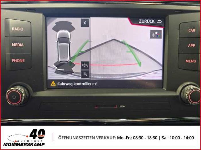 SEAT Ateca Xcellence 1.5 TSI ACT+Rückfahrkam. +PDCv+h+Klimaautom+Lederlenkrad+Keyless