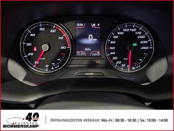 SEAT Ateca Xcellence 1.5 TSI ACT+Rückfahrkam. +PDCv+h+Klimaautom+Lederlenkrad+Keyless