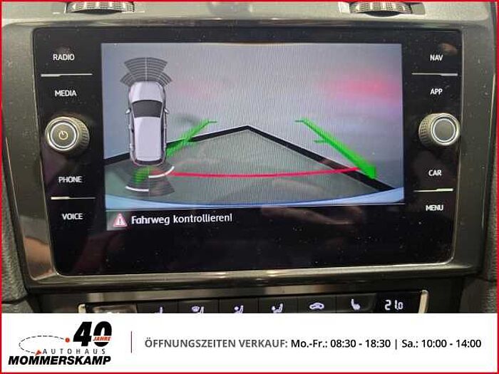 Volkswagen Golf VII Comfortline 1.4 TSI+Automatik+Naiv+Klima+PDC+Kamera+Sitzhzg