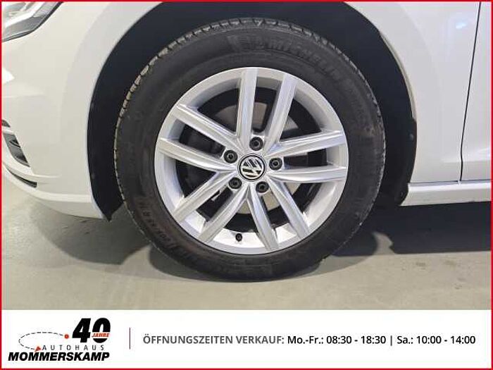 Volkswagen Golf VII Comfortline 1.4 TSI+Automatik+Naiv+Klima+PDC+Kamera+Sitzhzg