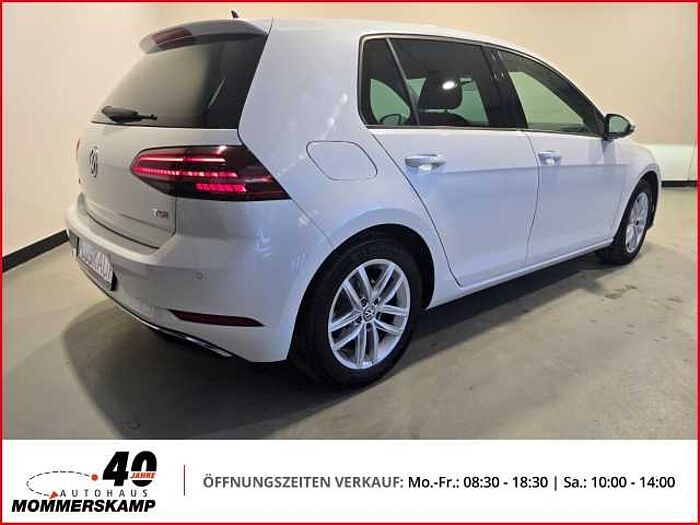 Volkswagen Golf VII Comfortline 1.4 TSI+Automatik+Naiv+Klima+PDC+Kamera+Sitzhzg