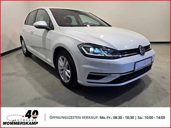 Volkswagen Golf VII Comfortline 1.4 TSI+Automatik+Naiv+Klima+PDC+Kamera+Sitzhzg
