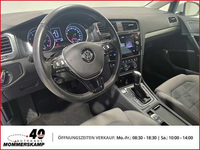 Volkswagen Golf VII Comfortline 1.4 TSI+Automatik+Naiv+Klima+PDC+Kamera+Sitzhzg