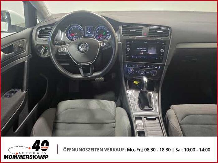 Volkswagen Golf VII Comfortline 1.4 TSI+Automatik+Naiv+Klima+PDC+Kamera+Sitzhzg