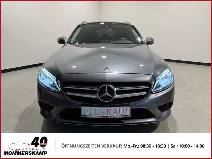 Mercedes-Benz C 200 T-Modell T 4Matic Automatik+Panorama+Allwetter+Einparkhilfe v&h+SitzHZG