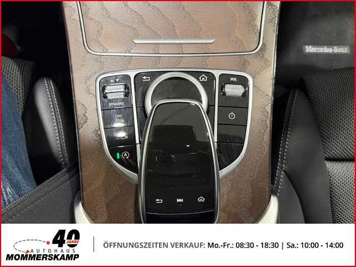 Mercedes-Benz C 200 T-Modell T 4Matic Automatik+Panorama+Allwetter+Einparkhilfe v&h+SitzHZG