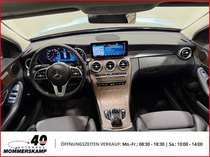 Mercedes-Benz C 200 T-Modell T 4Matic Automatik+Panorama+Allwetter+Einparkhilfe v&h+SitzHZG