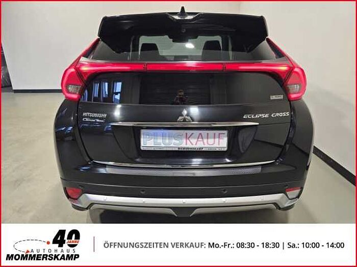 Mitsubishi Eclipse Cross Top 4WD 1.5 T-MIVEC Style-Paket+Allwetter+Schiebedach+LenkradHZG