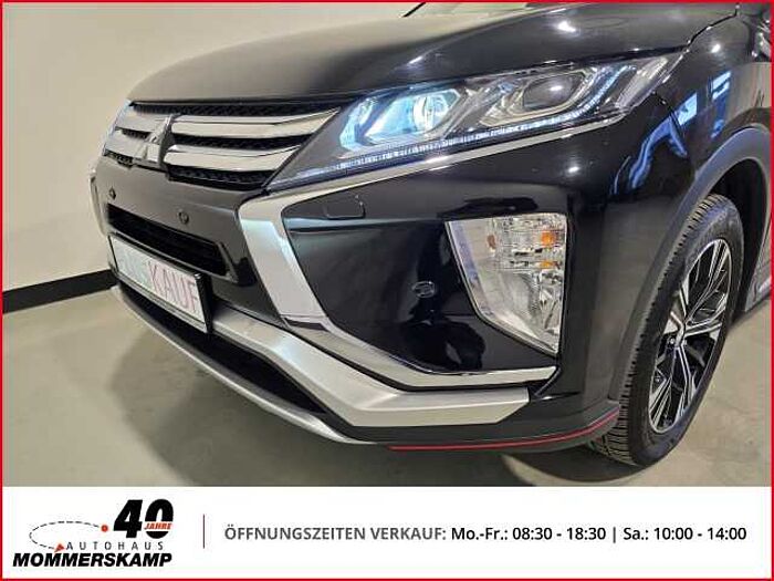 Mitsubishi Eclipse Cross Top 4WD 1.5 T-MIVEC Style-Paket+Allwetter+Schiebedach+LenkradHZG