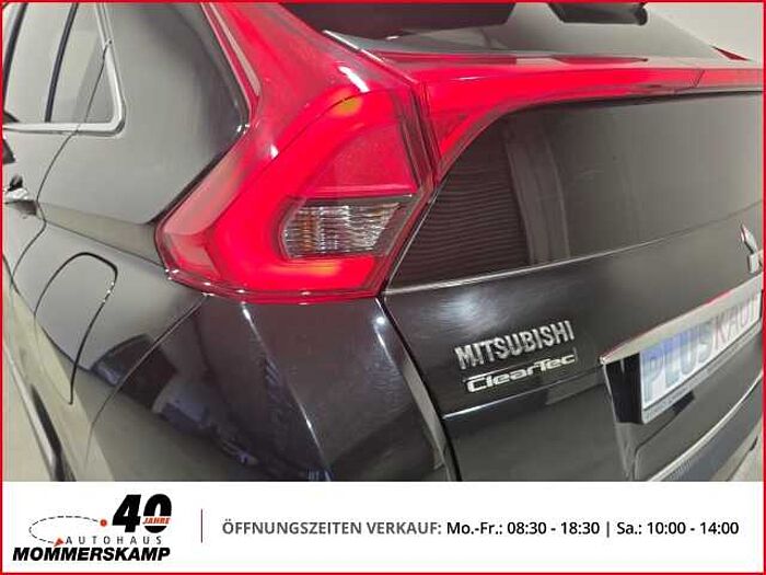 Mitsubishi Eclipse Cross Top 4WD 1.5 T-MIVEC Style-Paket+Allwetter+Schiebedach+LenkradHZG