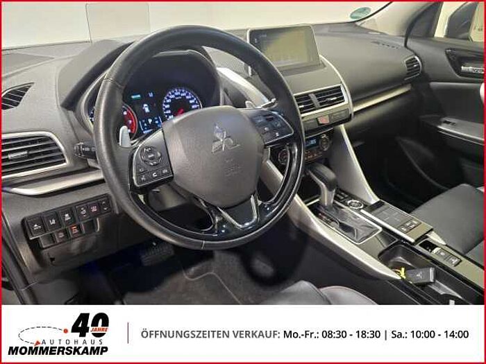 Mitsubishi Eclipse Cross Top 4WD 1.5 T-MIVEC Style-Paket+Allwetter+Schiebedach+LenkradHZG