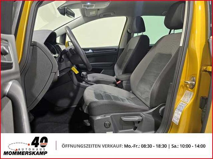 Volkswagen Golf Sportsvan VII Highline 1.5 TSI ACT+AHK+Massagesitze+SitzHZG+TWA+Verkehrszei