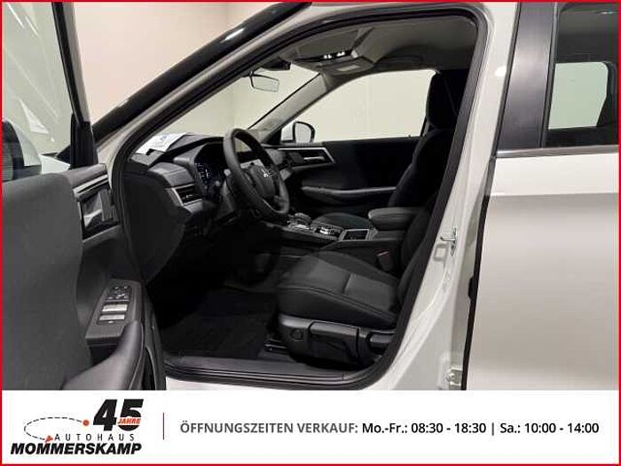 Mitsubishi Plug-in Hybrid Outlander 2,4 Diamant 4WD+Klima+LED+PDC+Tempomat+Totwinkel+360Gra