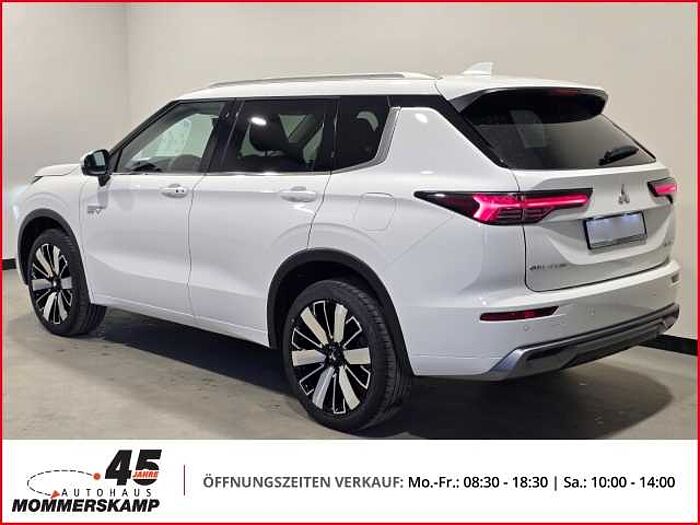 Mitsubishi Plug-in Hybrid Outlander 2,4 TOP+4WD +LederSitzhzg v&h+E-Sitze+Klimasitze+PANO+D