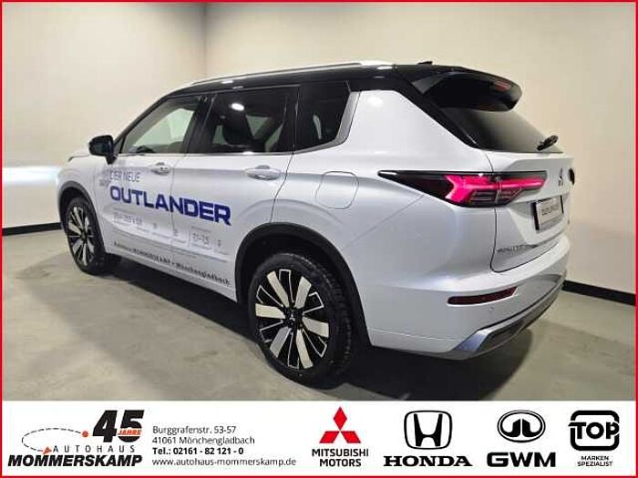 Mitsubishi Outlander 2,4 TOP 2 Tone+4WD Sitzhzg v&h+E-Sitze+Klimasitze+PANO+Digitaler.Innen