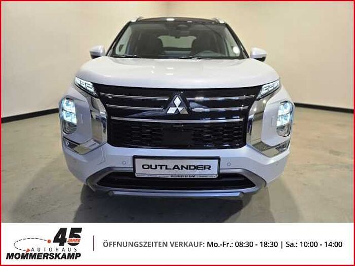 Mitsubishi Plug-in Hybrid Outlander 2,4 TOP 2 Fabrig+4WD Sitzhzg v&h+E-Sitze+Klimasitze+PAN