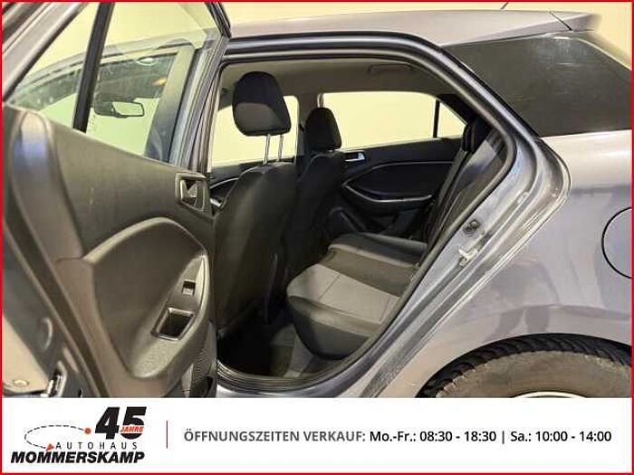 Hyundai i20 1.4 SitzHZG+LenkradHZG+Lederlenkrad+Klima+PDC+Bluetooth