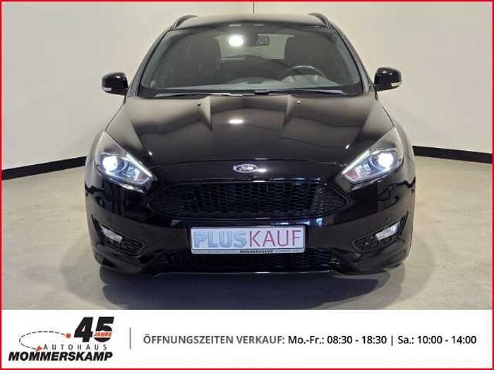Ford Focus Turnier ST-Line Allwetter+LenkradHZG+Einparkhilfe v&h+SitzHZG+Sportsitze