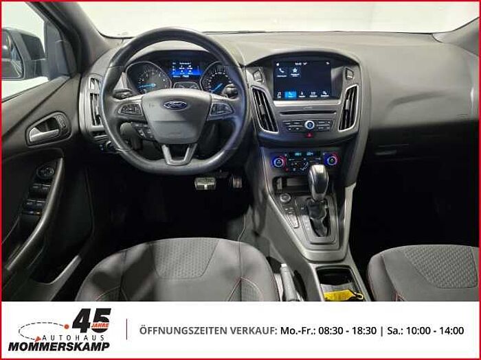 Ford Focus Turnier ST-Line Allwetter+LenkradHZG+Einparkhilfe v&h+SitzHZG+Sportsitze