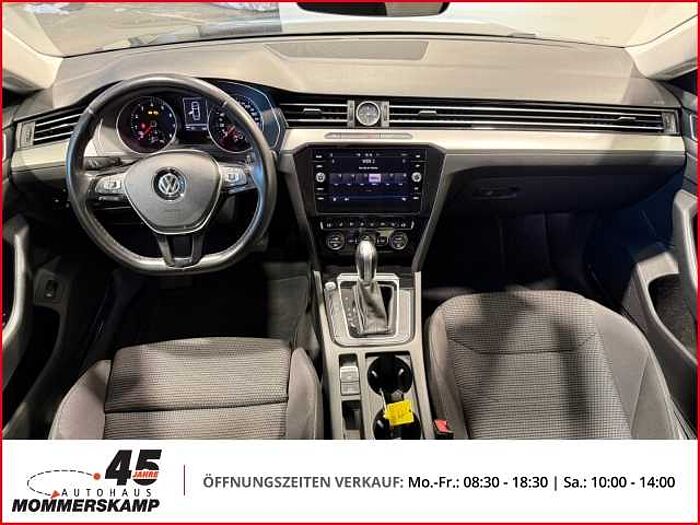 Volkswagen Arteon Automatik+AllwetterNavi+SitzHZG+Parksensoren v&h+Klimaautom+LED+Sportsitz