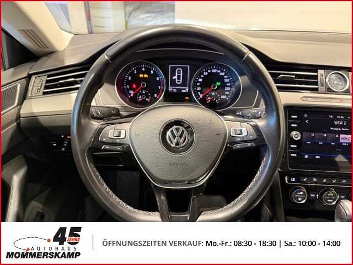 Volkswagen Arteon Automatik+AllwetterNavi+SitzHZG+Parksensoren v&h+Klimaautom+LED+Sportsitz