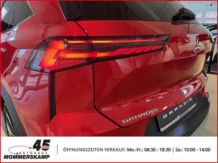 Mitsubishi Grandis 1,8 Intro Edition Hybrid+Automatik+Klima+360grad Kamera+PDC+Tempomat+Sit