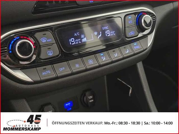 Hyundai i30 cw Intro Edition 1.5 T-GDI Allwetter+LenkradHZG+Rückfahrkam. +Einparkhilfe
