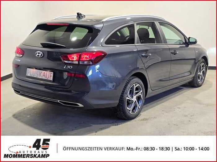 Hyundai i30 cw Intro Edition 1.5 T-GDI Allwetter+LenkradHZG+Rückfahrkam. +Einparkhilfe
