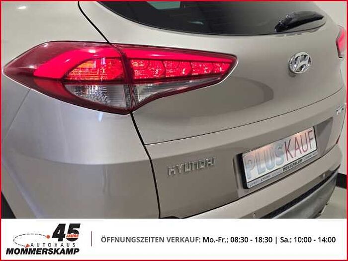 Hyundai TUCSON Premium 2WD Automatik+Rückfahrkam.+LenkradHZG+SitzHZG