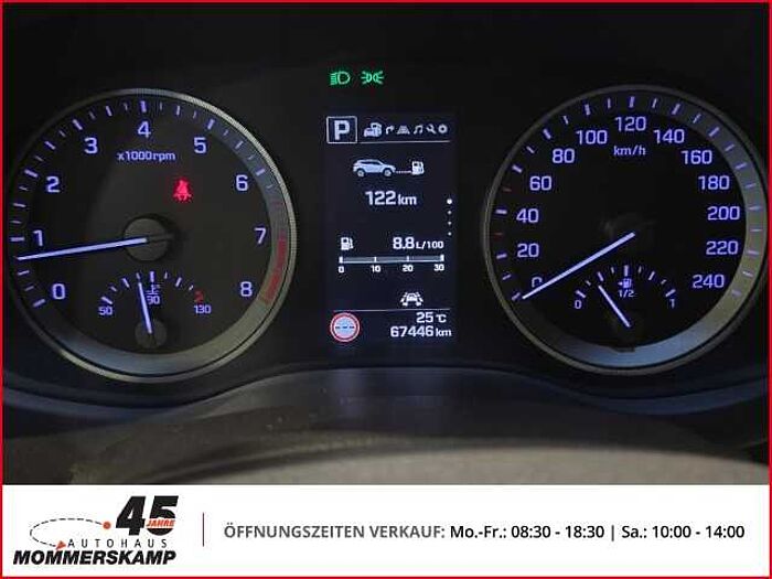 Hyundai TUCSON Premium 2WD Automatik+Rückfahrkam.+LenkradHZG+SitzHZG