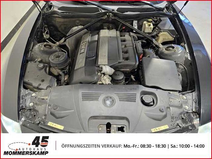 BMW Z4 3.0i Roadster Aerodynamikpaket+BBS 19zoll+Navi-Professional+Leder