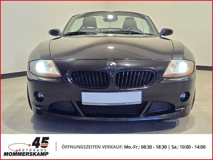 BMW Z4 3.0i Roadster Aerodynamikpaket+BBS 19zoll+Navi-Professional+Leder
