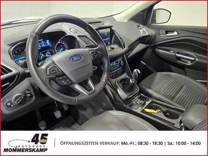 Ford Kuga Titanium+LenkradHZG+Einparkhilfe v&h+Lederlenkrad+Klimaautom