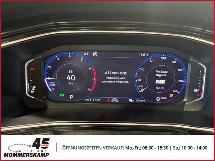 Volkswagen T-Cross Style 1.0 TSI Automatik+AHK+Allwetter+Totwinkelassistent+SitzHZG+Einpark