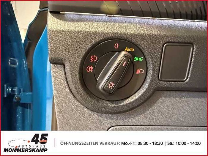 Volkswagen T-Cross Style 1.0 TSI Automatik+AHK+Allwetter+Totwinkelassistent+SitzHZG+Einpark