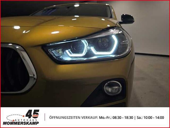 BMW X2 sDrive 20 i Advantage+Automatik+Allwetter+PDC+Navi+Klima+Lenkradhzg+Parkass.