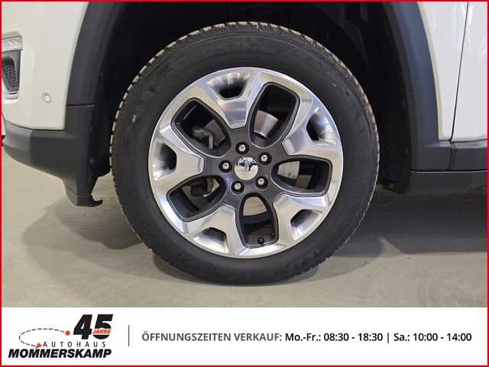 Jeep Compass Limited 4WD+AHK+Rückfahrkam.+Einparkhilfe v&h+LenkradHZG+Kurvenlicht