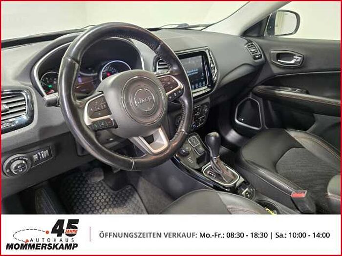 Jeep Compass Limited 4WD+AHK+Rückfahrkam.+Einparkhilfe v&h+LenkradHZG+Kurvenlicht