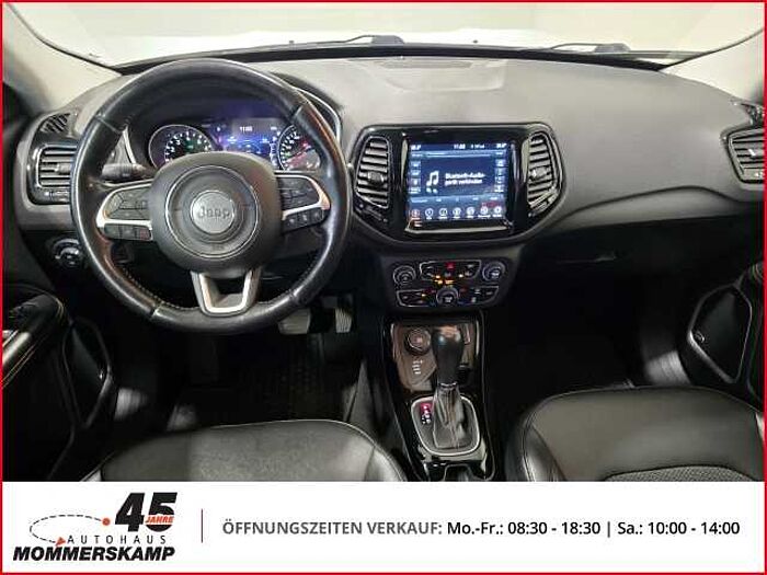 Jeep Compass Limited 4WD+AHK+Rückfahrkam.+Einparkhilfe v&h+LenkradHZG+Kurvenlicht