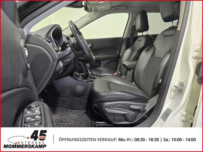 Jeep Compass Limited 4WD+AHK+Rückfahrkam.+Einparkhilfe v&h+LenkradHZG+Kurvenlicht
