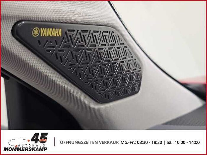 Mitsubishi Outlander 2,4 TOP 2 Fabrig+4WD Sitzhzg v&h+E-Sitze+Klimasitze+PANO+Digitaler.Inn