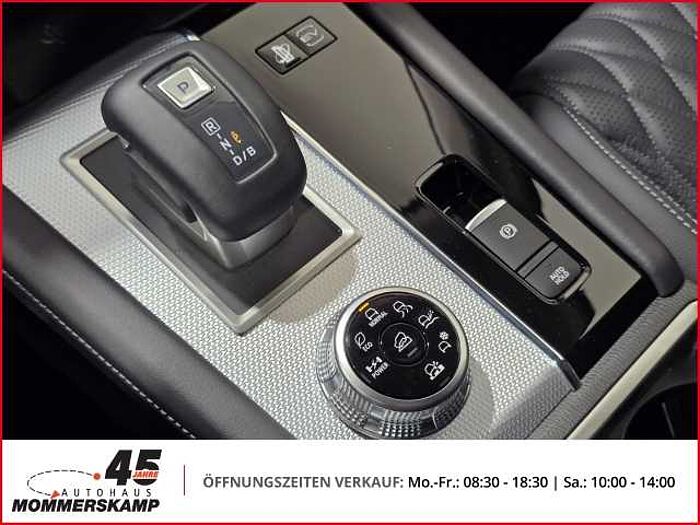 Mitsubishi Outlander 2,4 TOP 2 Fabrig+4WD Sitzhzg v&h+E-Sitze+Klimasitze+PANO+Digitaler.Inn