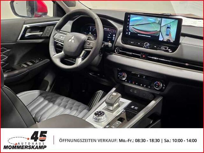 Mitsubishi Outlander 2,4 TOP 2 Fabrig+4WD Sitzhzg v&h+E-Sitze+Klimasitze+PANO+Digitaler.Inn