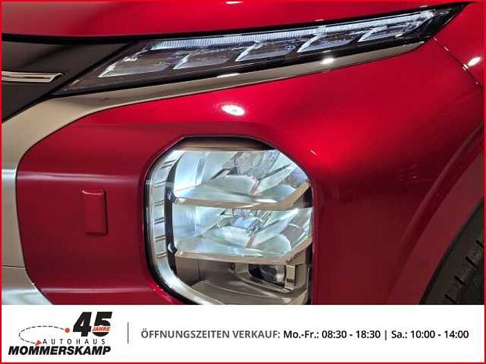 Mitsubishi Outlander 2,4 TOP 2 Fabrig+4WD Sitzhzg v&h+E-Sitze+Klimasitze+PANO+Digitaler.Inn