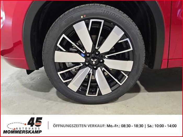 Mitsubishi Outlander 2,4 TOP 2 Fabrig+4WD Sitzhzg v&h+E-Sitze+Klimasitze+PANO+Digitaler.Inn